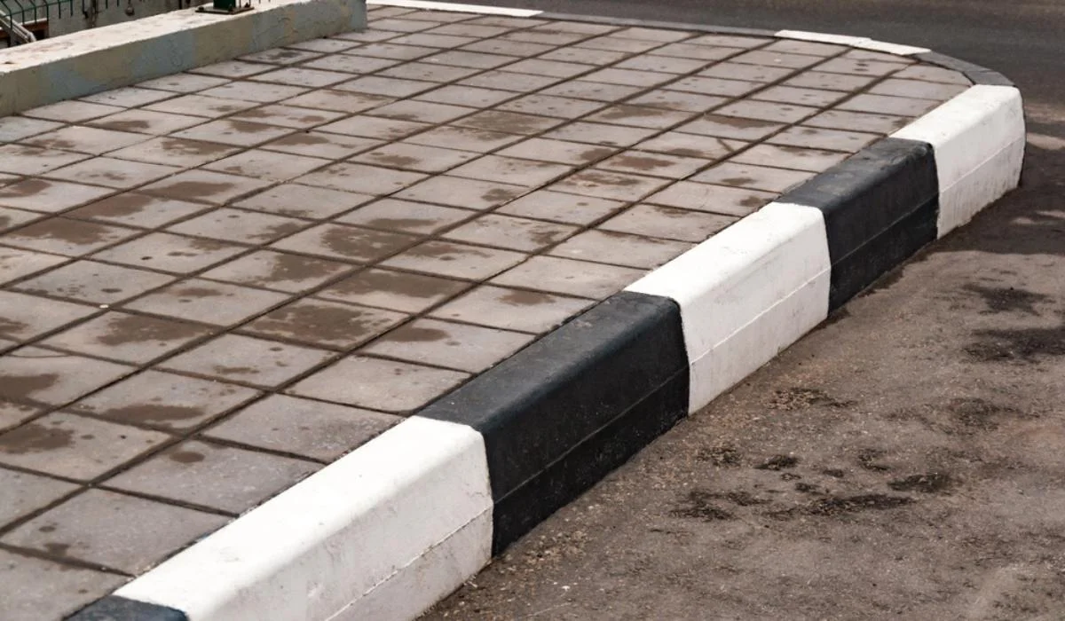 Kerbstone Work Image